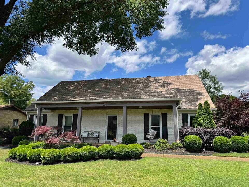 5702 Buxbriar Ave in Memphis, TN - Building Photo