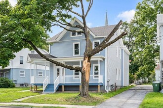 1 Sproat St in Middletown, NY - Building Photo - Building Photo