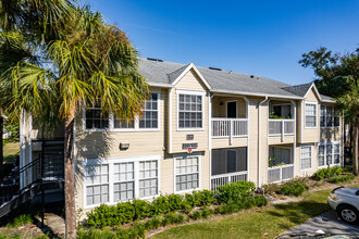 Tradewinds Condominiums in Orlando, FL - Building Photo - Building Photo