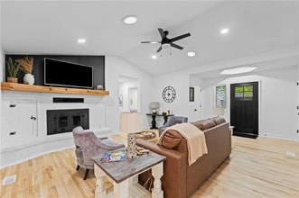 5 Dunvegan Ln in Bella Vista, AR - Foto de edificio - Building Photo