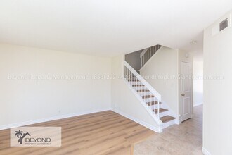1683 Manzana Way in San Diego, CA - Building Photo - Building Photo