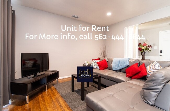 138 S Homerest Ave in West Covina, CA - Foto de edificio - Building Photo