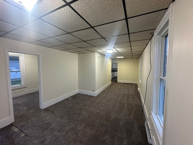 514 College Ave in Grove City, PA - Building Photo - Building Photo