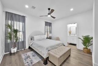 211 S 5th St in Conroe, TX - Building Photo - Building Photo