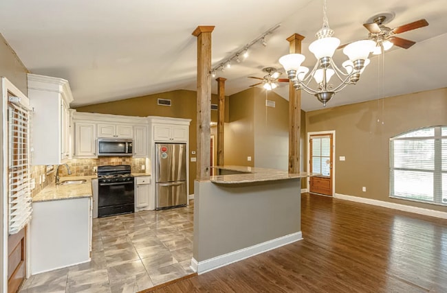 property at 4309 Forest Park Dr