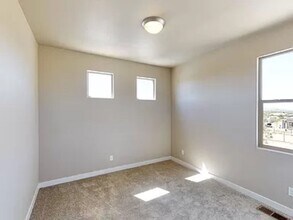 7260 Vista Serena Loop in Santa Fe, NM - Building Photo - Building Photo