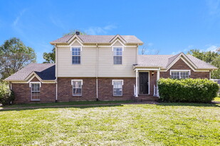 3205 Country Lawn Dr in Nashville, TN - Building Photo