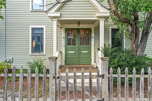 7 Cottage St, Unit 7 in Cambridge, MA - Building Photo