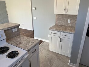 2204 Arizona Ave in Sheboygan, WI - Foto de edificio - Building Photo