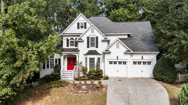330 Summerlin Dr in Alpharetta, GA - Foto de edificio - Building Photo