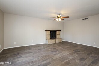 5322 W Riviera Dr in Glendale, AZ - Building Photo - Building Photo