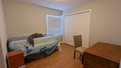 2126 S 18th St in Mount Vernon, WA - Building Photo - Building Photo
