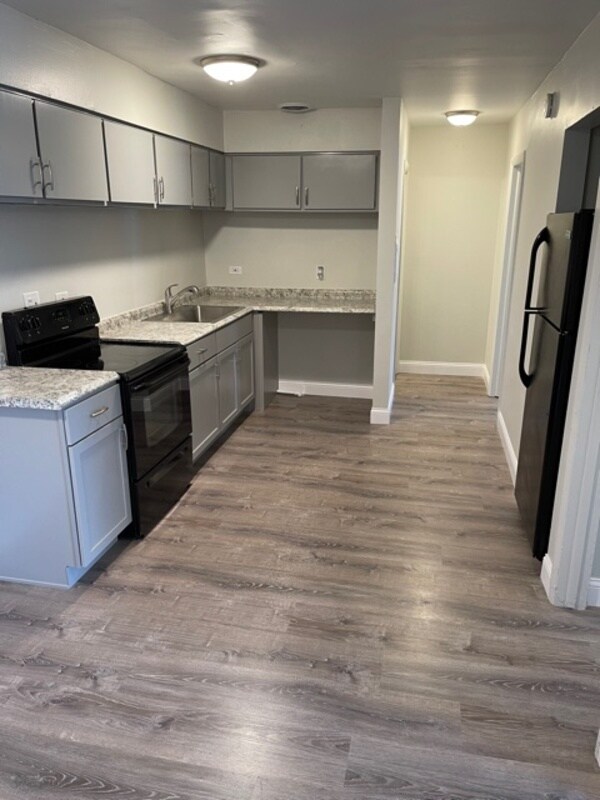 519 S Milwaukee Ave in Wheeling, IL - Building Photo - Building Photo
