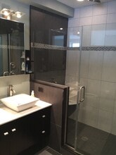 1235 S 17th St in Philadelphia, PA - Foto de edificio - Building Photo