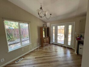 1400 Canyon Creek Rd in Reno, NV - Building Photo - Building Photo