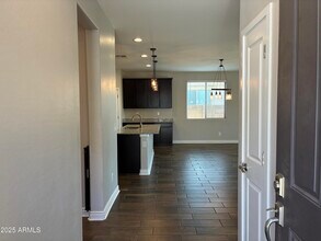 25386 N 143rd Ln in Surprise, AZ - Foto de edificio - Building Photo