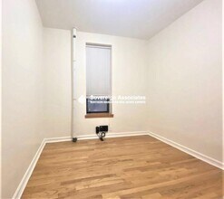 3135 Broadway, Unit 11 in New York, NY - Building Photo - Building Photo