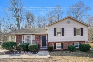 3700 Whitfield Rd in Winston-Salem, NC - Building Photo