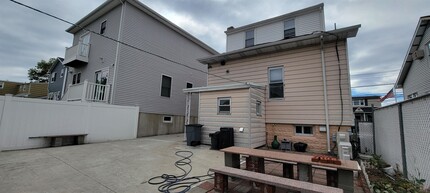 712 5th St in Secaucus, NJ - Building Photo - Building Photo