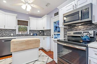 837 Ardmore Rd in West Palm Beach, FL - Building Photo - Building Photo