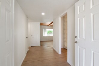 1640 Wisconsin Ave in Redding, CA - Foto de edificio - Building Photo