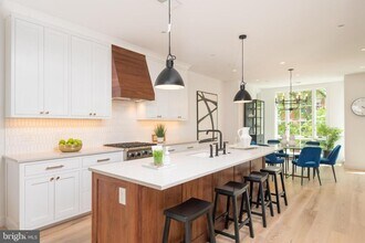 467 M St NW in Washington, DC - Building Photo - Building Photo