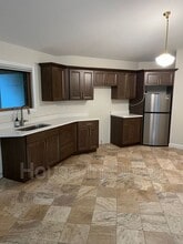 50 Rustling Oaks Ln in Asheville, NC - Building Photo - Building Photo