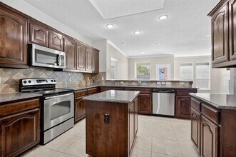 4536 Fern Valley Dr in Fort Worth, TX - Building Photo - Building Photo