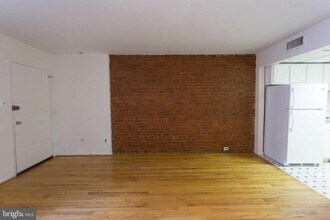 727 Spruce St in Philadelphia, PA - Building Photo - Building Photo