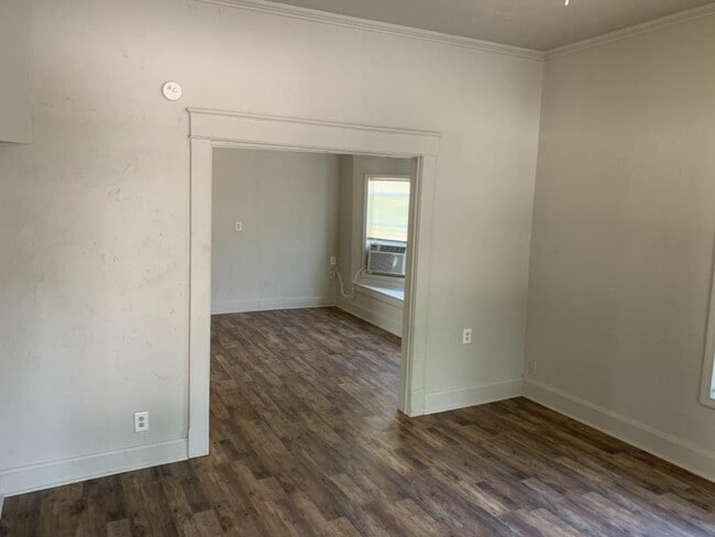 208 E Springer Ave in Guthrie, OK - Building Photo - Building Photo