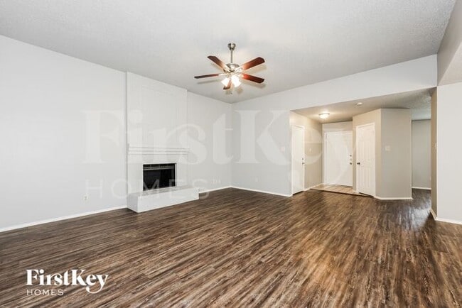 6317 Brookcrest Dr in Arlington, TX - Building Photo - Building Photo