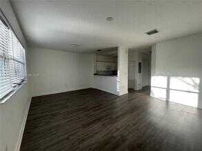 1720 NE 33rd Ave in Homestead, FL - Building Photo - Building Photo