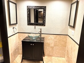 3155 Ravines Rd in Middleburg, FL - Foto de edificio - Building Photo