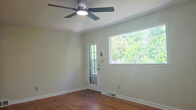 67 Joyner Ave in Asheville, NC - Building Photo - Building Photo