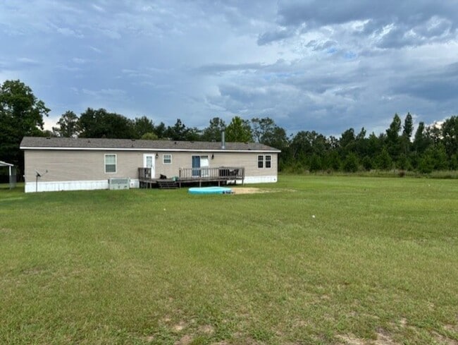 property at 5231 Staten Rd
