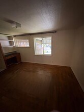 751-755 River Rd NW in Mill City, OR - Building Photo - Building Photo