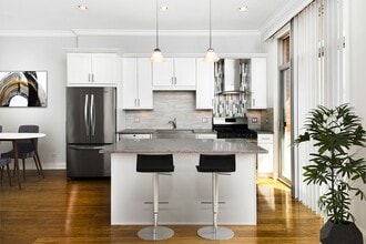 Reside on Jackson in Chicago, IL - Building Photo - Building Photo