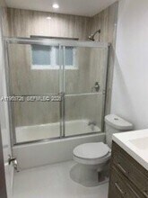 2618 SW 18th St in Miami, FL - Building Photo - Building Photo