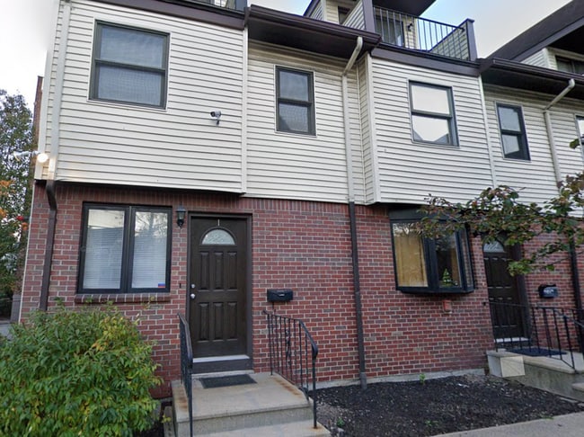 property at 41 Ashford St