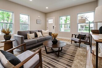 2589 Dayton Ave in Columbus, OH - Building Photo - Building Photo