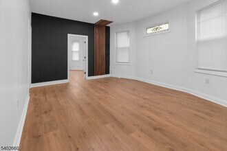 45 Seymour Ave in Newark, NJ - Building Photo - Building Photo