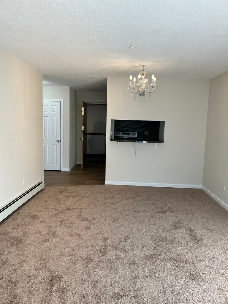 Carlyle House Apartments in Revere, MA