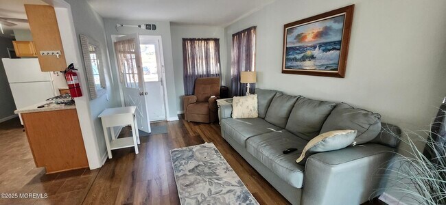 1045 Radio Rd in Little Egg Harbor Township, NJ - Building Photo - Building Photo
