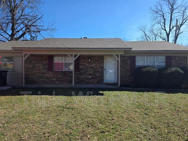 property at 4 George Ann Cir