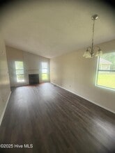 137 Twinwood Dr in Jacksonville, NC - Building Photo - Building Photo