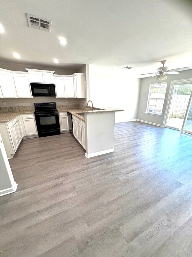 1504 Southport Blvd in New Iberia, LA - Foto de edificio - Building Photo