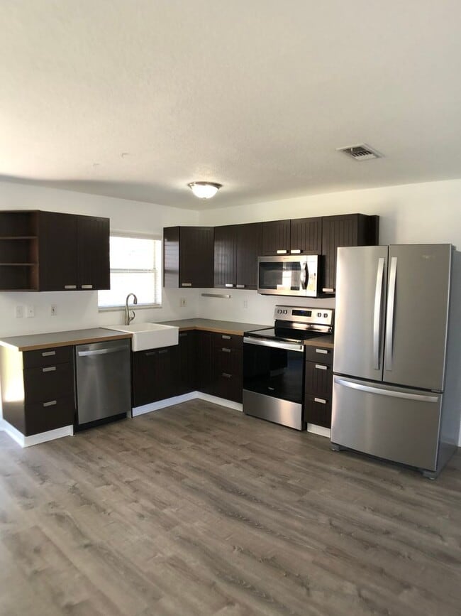 3231 Marigold Dr in Clearwater, FL - Building Photo - Building Photo