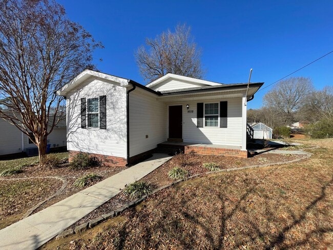 1608 Liberty Ave in Albemarle, NC - Building Photo - Building Photo