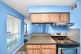 1516 Bay Area Blvd in Houston, TX - Building Photo - Building Photo