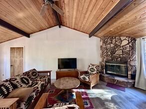 53590 Tollgate Rd in Idyllwild, CA - Building Photo - Building Photo